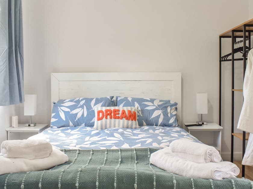 Double bedroom | Puffin Cottage, Amble