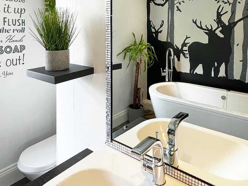 Bathroom | Keepsake View, Matlock