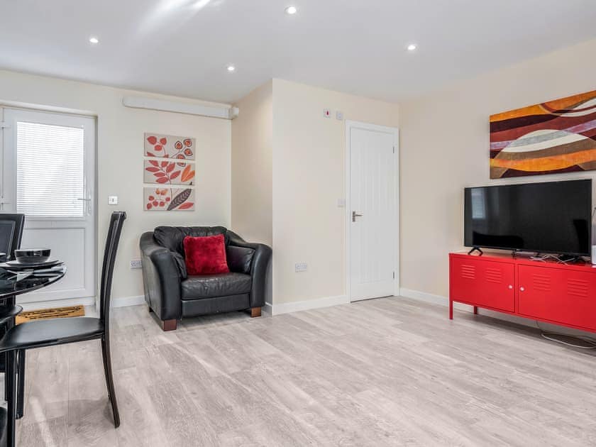 Living area | Bedford Hospital Maisonette, Bedford