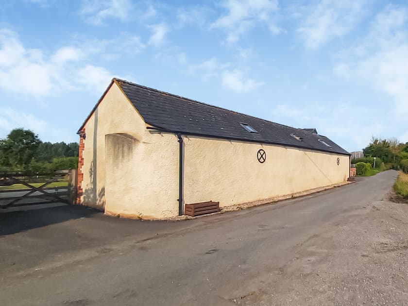 Fantastic holiday home | Blackberry Barn - Middle Huntingford Barns, Charfield, near Wotton-under-Edge