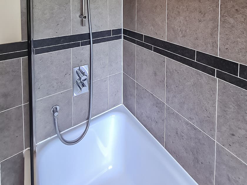 Family bathroom with shower over bath | Bramble Barn - Middle Huntingford Barns, Charfield, near Wotton-under-Edge