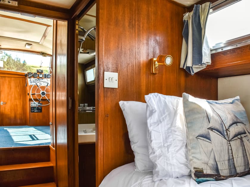 Bedroom | The Rose - Coynant Farm, Felindre, near Swansea 