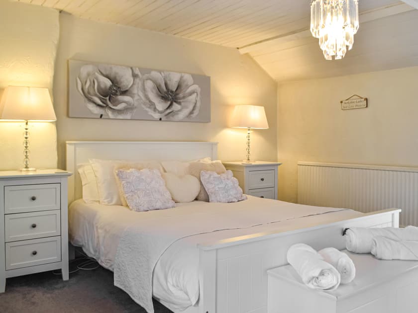 Double bedroom | Penlan Cottage, Cwrt-newydd