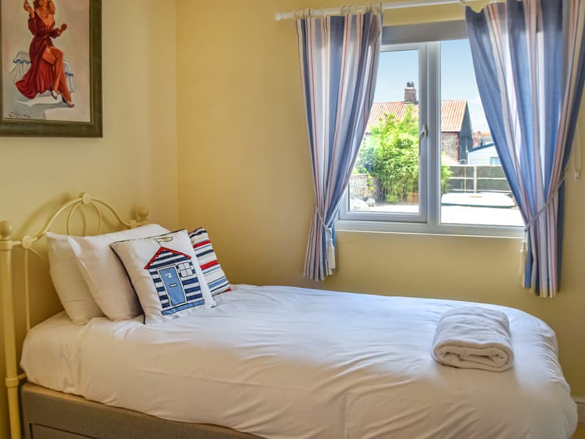 Single bedroom | The Seas Beach House, Bacton