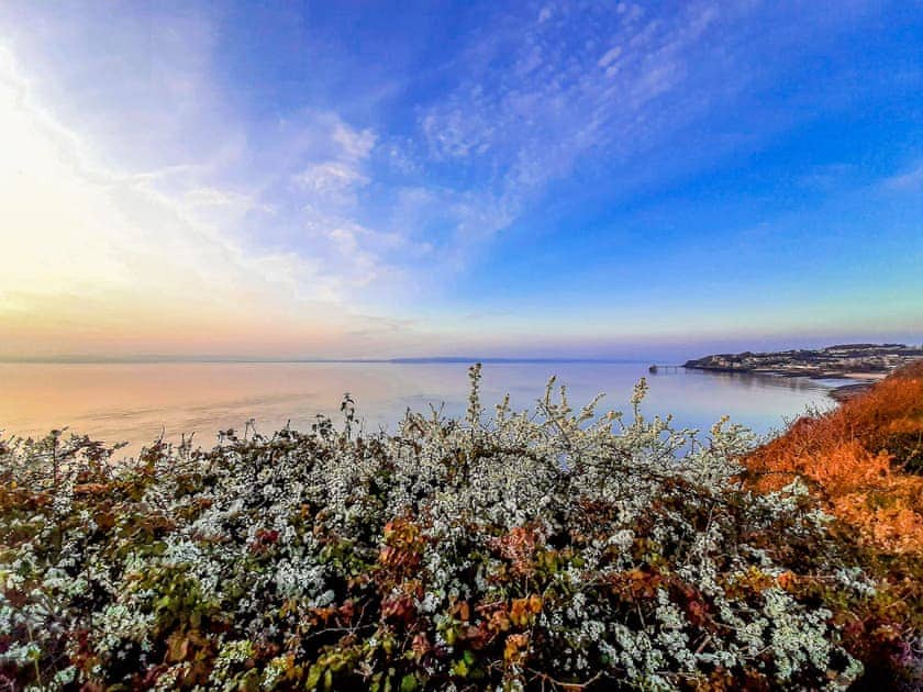 The view from the top of Poet’s Walk; a local’s favourite and just a peaceful stroll from the home. | Pierside Coastal Retreat, Clevedon
