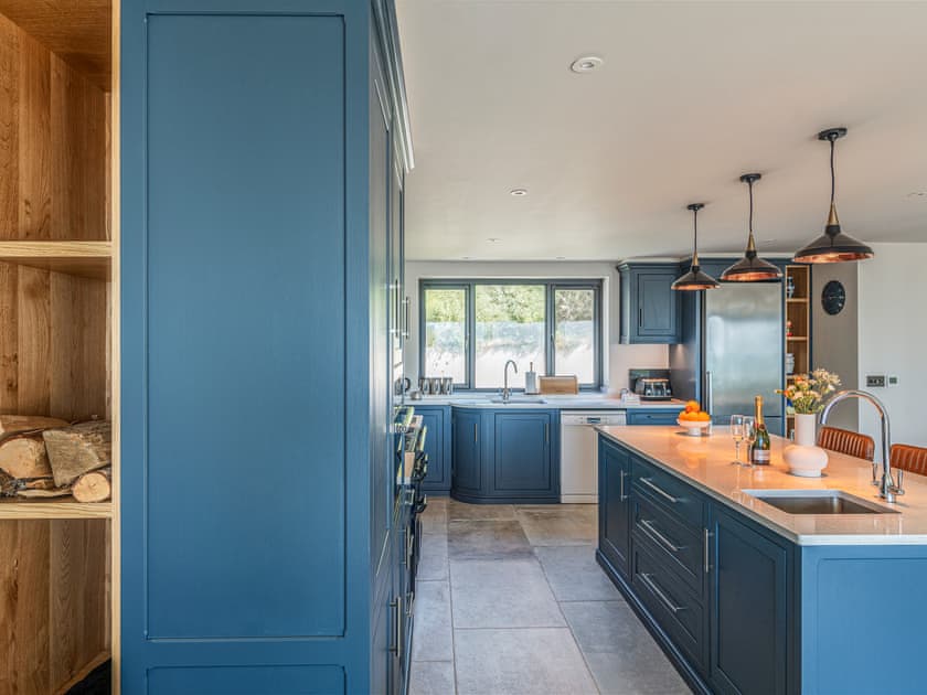 Kitchen | Blue Seas, Mawgan Porth