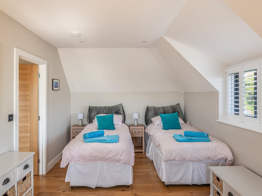 Twin or double bedroom  | Blue Seas, Mawgan Porth