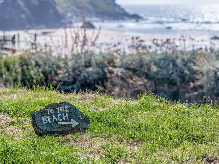 Surrounding area | Blue Seas, Mawgan Porth