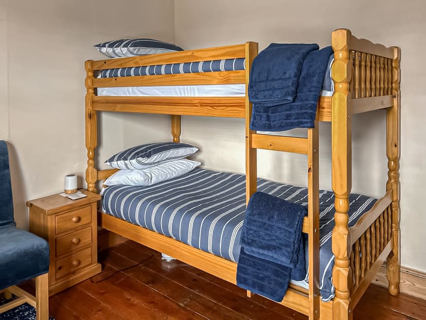 Bunk bedroom | Selsmore Cottages, Hayling Island