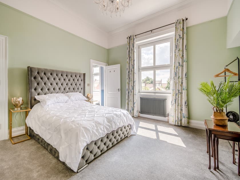 Double bedroom | Temperance House, Selby