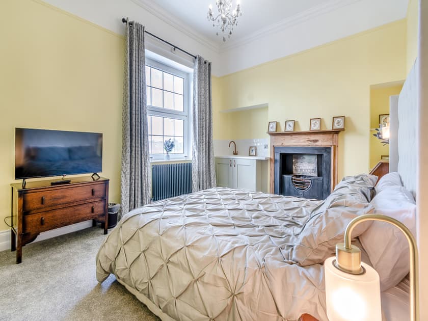 Double bedroom | Temperance House, Selby
