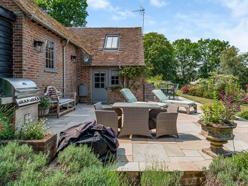 Outdoor area | The Cottage High Wykehurst End, Ewhurst, near Cranleigh