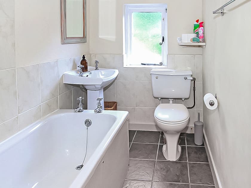Bathroom | Riverside Cottage, Beddgelert
