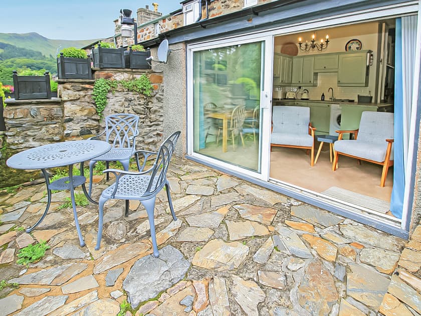 Sitting-out-area | Riverside Cottage, Beddgelert