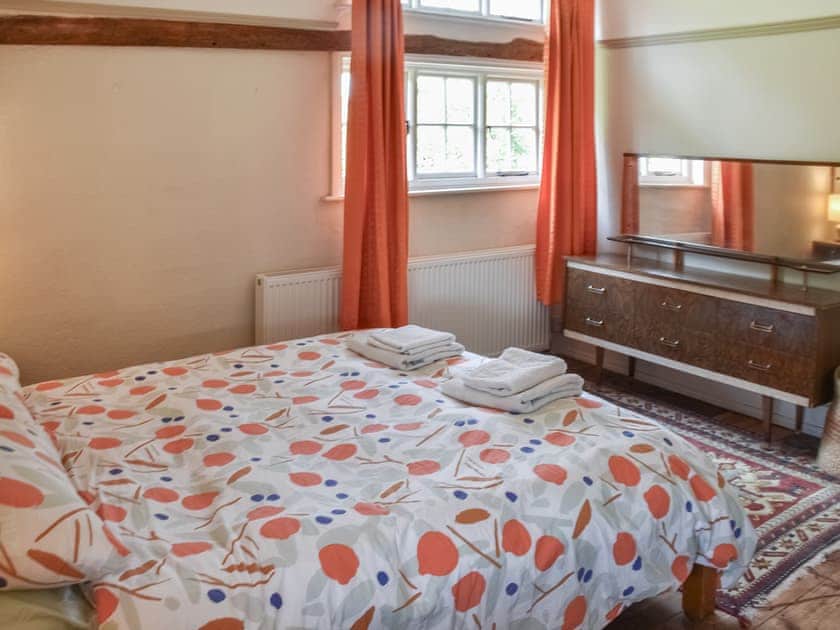 Double bedroom | Grove Cottage, Denham