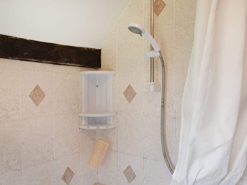 Bathroom | Grove Cottage, Denham