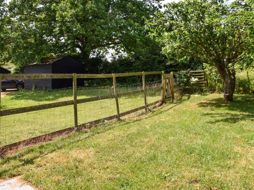 Garden | Grove Cottage, Denham