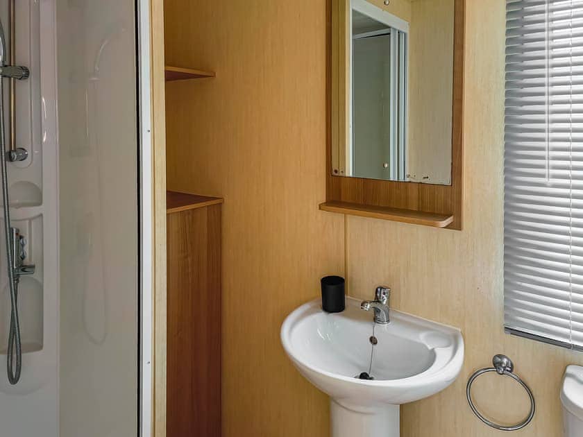 Shower room | The Meadows, Wemyss Bay