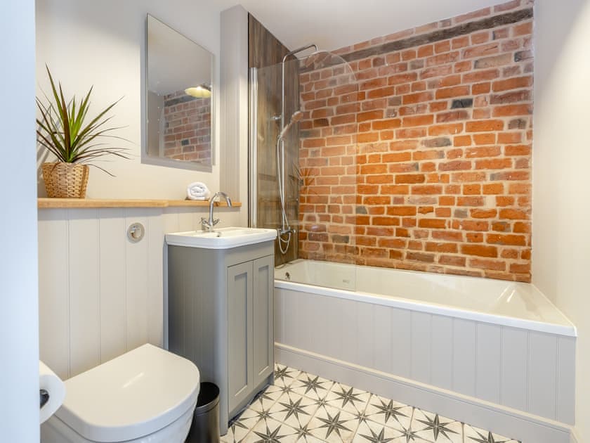 Bathroom | The Dairy - Betton Alkmere Farm, Betton Strange, near Shrewsbury