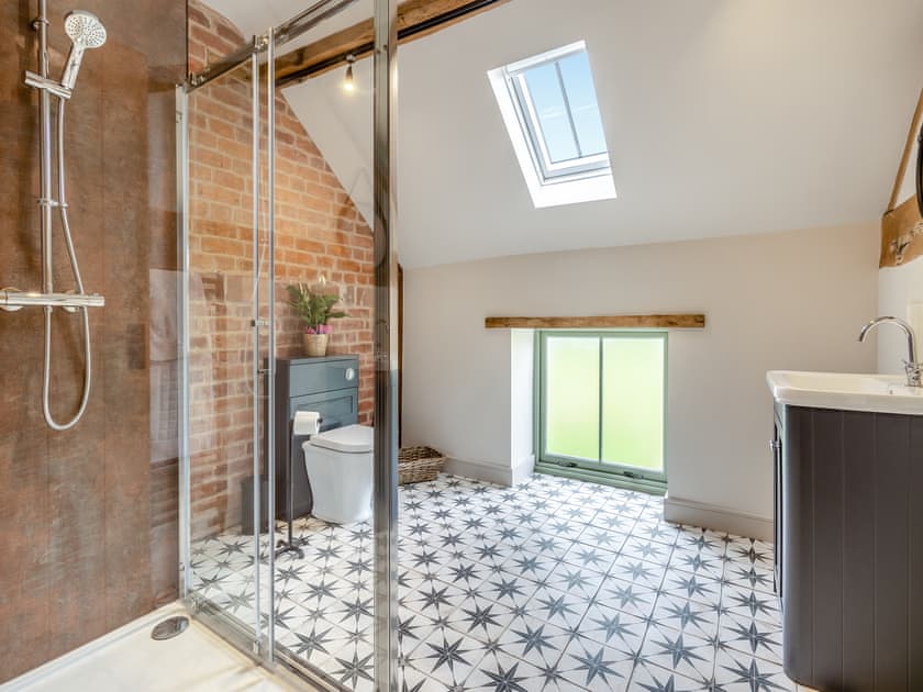 Bathroom | The Dairy - Betton Alkmere Farm, Betton Strange, near Shrewsbury