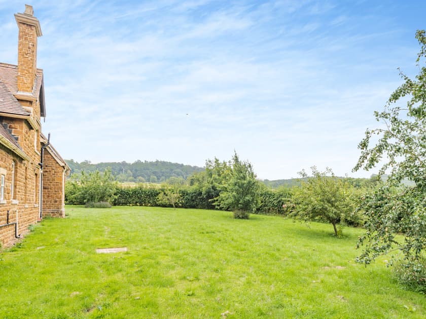 Exterior | Lodge Cottage, Belvoir, near Grantham
