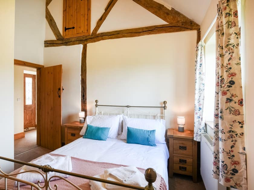 Double bedroom | Y Dderwen, Penybontfawr