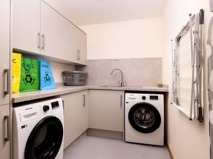Utility room | Lundin Lodge - Homelands, Lundin Links