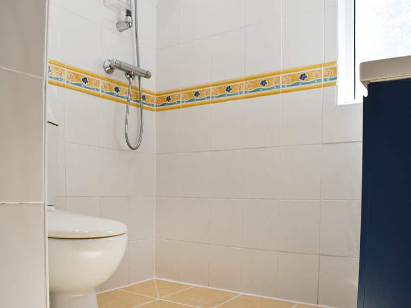 Bathroom | The Dawn, Looe
