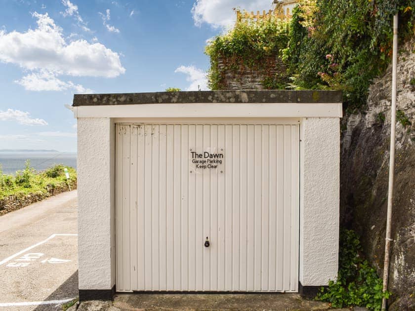 Exterior | The Dawn, Looe