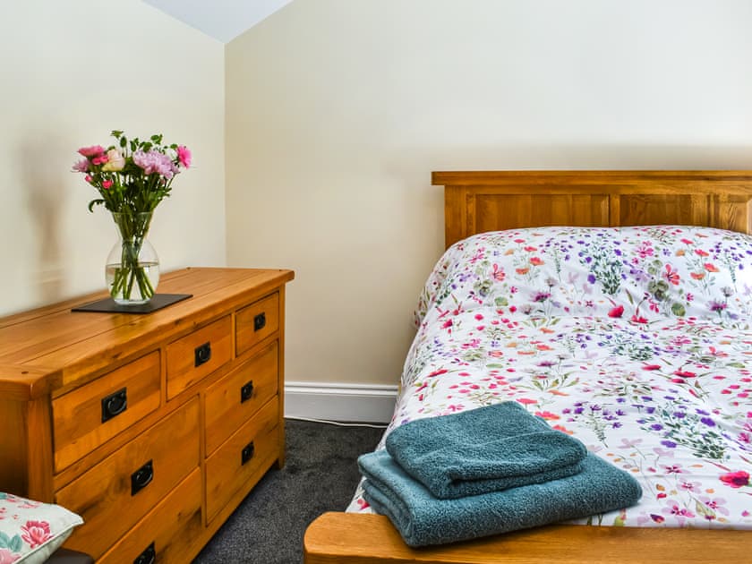 Double bedroom | Carnlussack Cottage, Troon, near Camborne