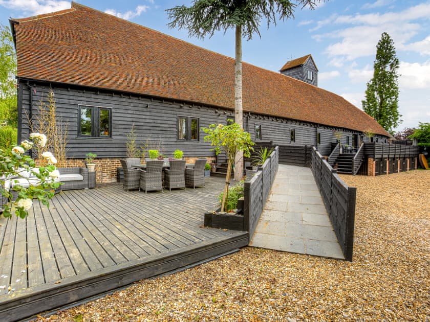 The Barn in Broxted, near Dunmow | Hoseasons
