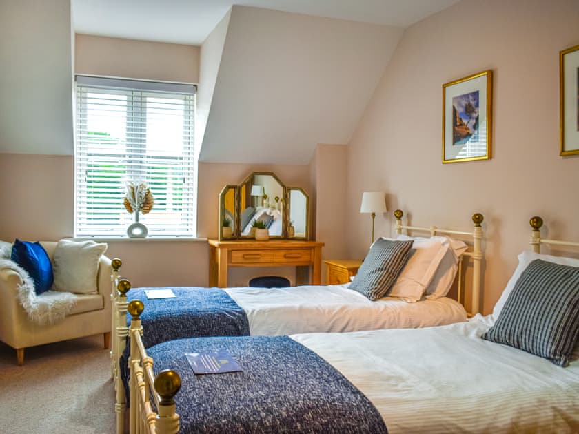 Twin bedroom | Bosun’s Quarters, Whitby