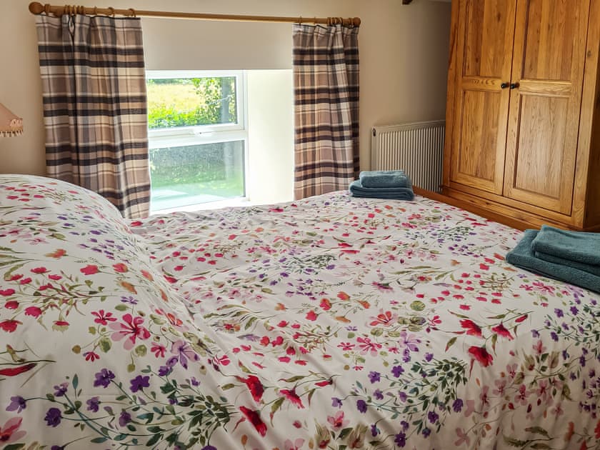 Double bedroom | Carnlussack Cottage, Troon, near Camborne