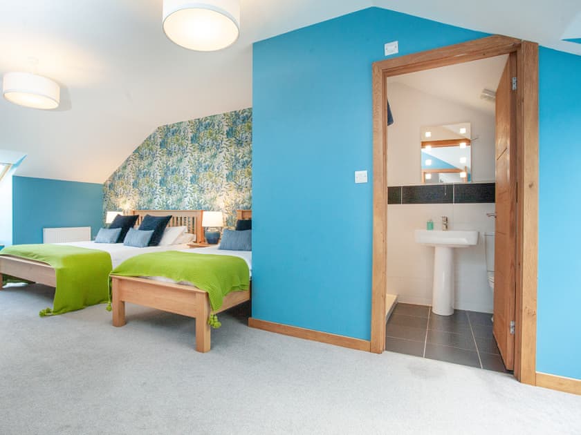 Twin bedroom | Higher Poulston - Wisteria House -  , Harbertonford, near Totnes