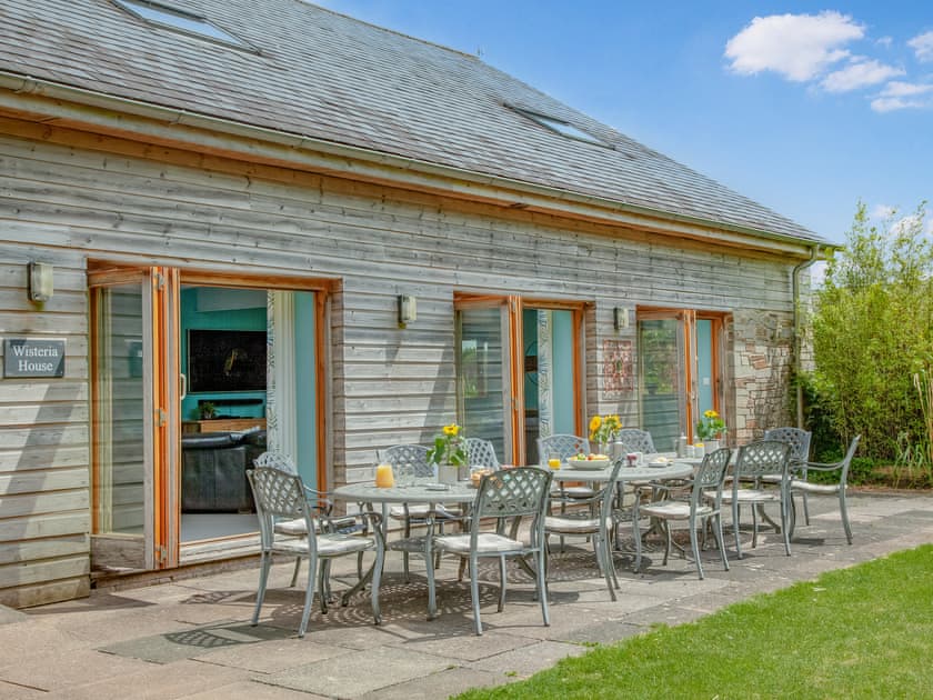 Sitting-out-area | Higher Poulston - Wisteria House -  , Harbertonford, near Totnes