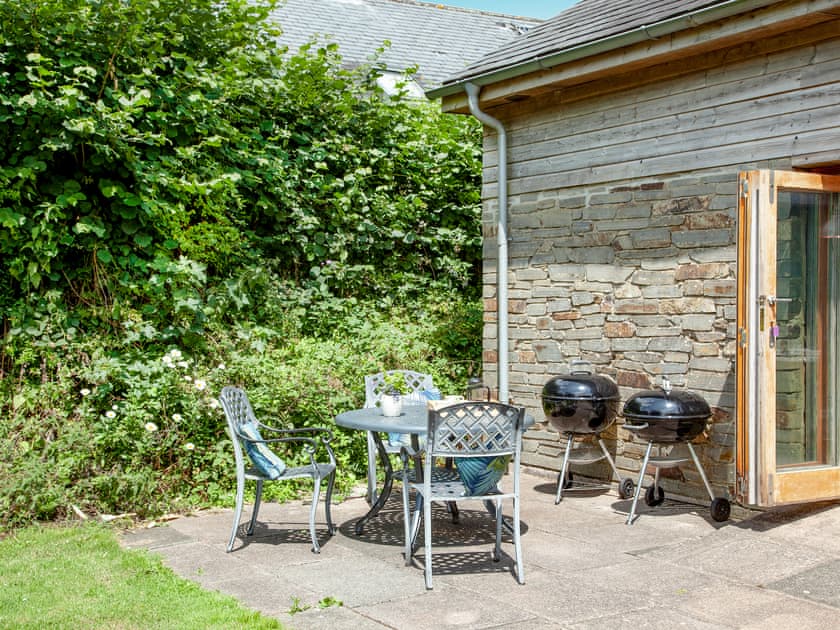 Sitting-out-area | Higher Poulston - Wisteria House -  , Harbertonford, near Totnes