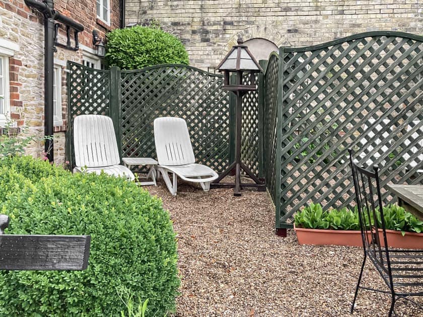 Sitting-out-area | Horseshoe Cottage, Nordham, near Beverley
