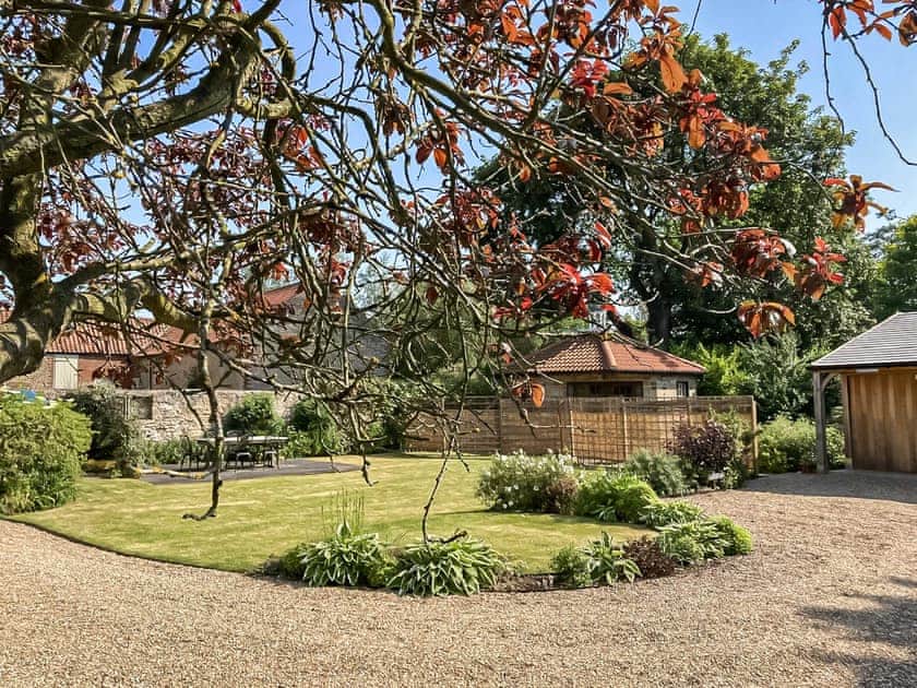 Exterior | Baker’s Cottage, Hotham, near Beverley