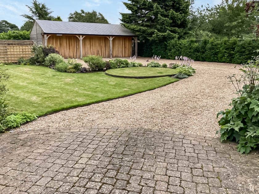 Exterior | Baker’s Cottage, Hotham, near Beverley