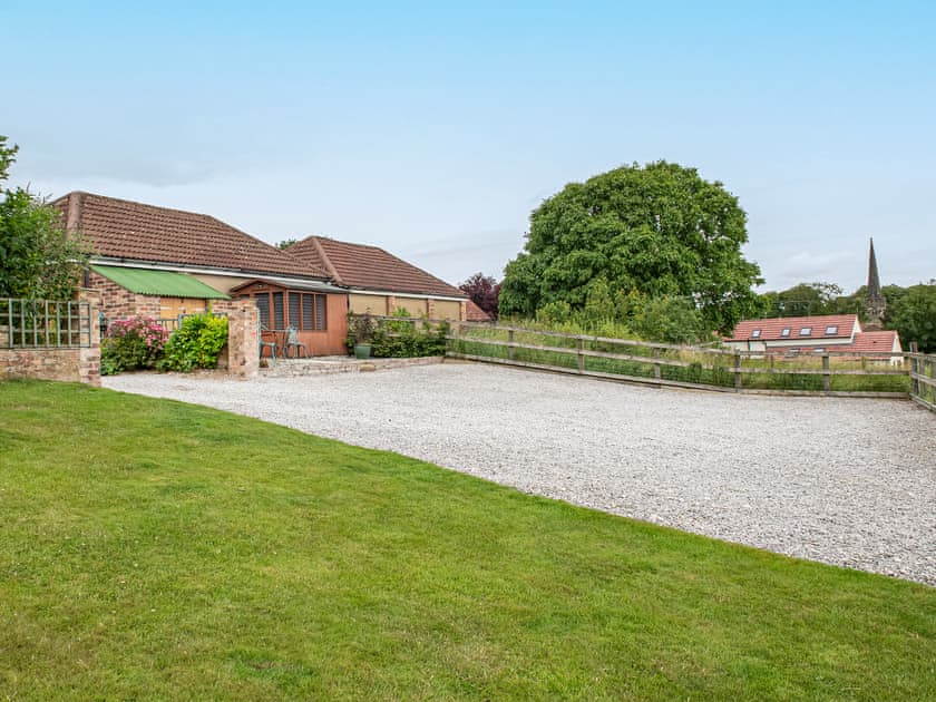 Exterior | The Weaning Shed, Huggate, near York