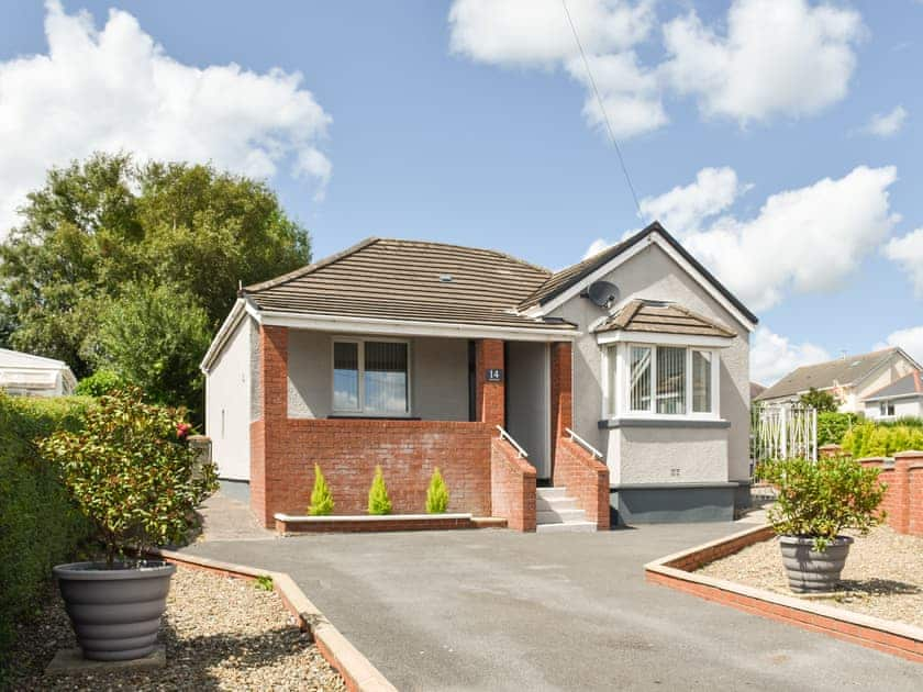 Exterior | Waun Bungalow, Llanelli