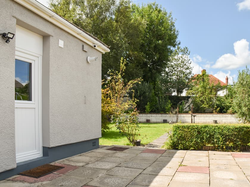 Exterior | Waun Bungalow, Llanelli