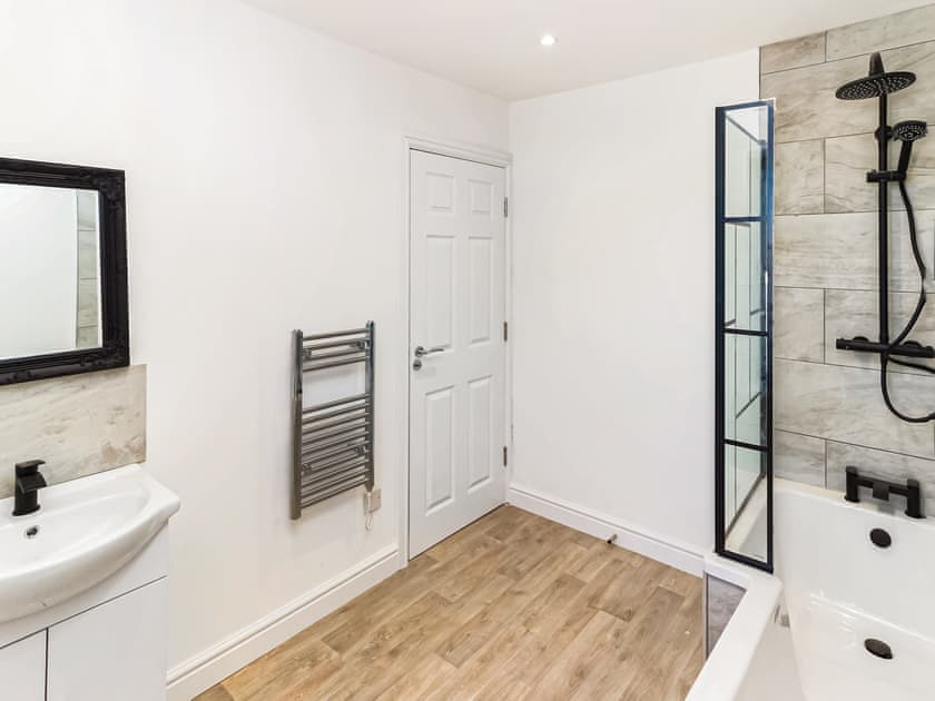 Bathroom | No.10 Apartments, Blackpool