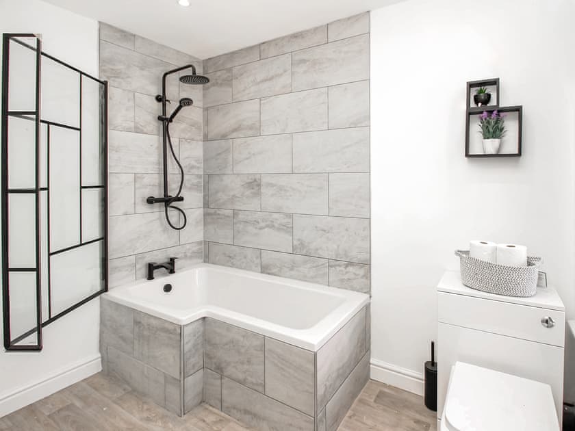 Bathroom | No.10 Apartments, Blackpool