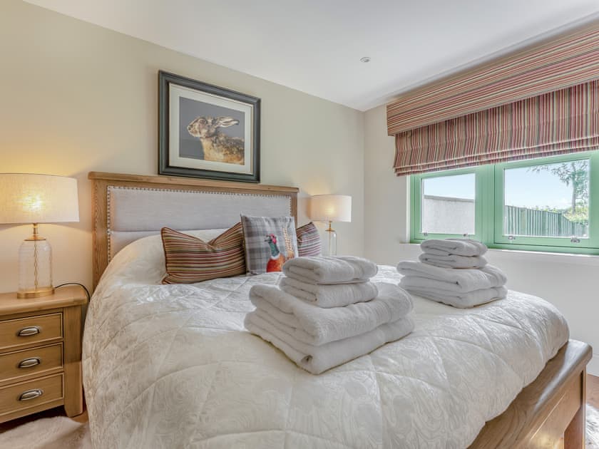 Double bedroom | Mayflower - Paddockhall Cottages, Linlithgow, near Edinburgh 
