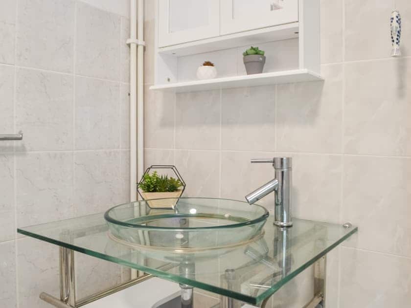 Shower room | Synod Cottage, Synod Inn, near Llandysul
