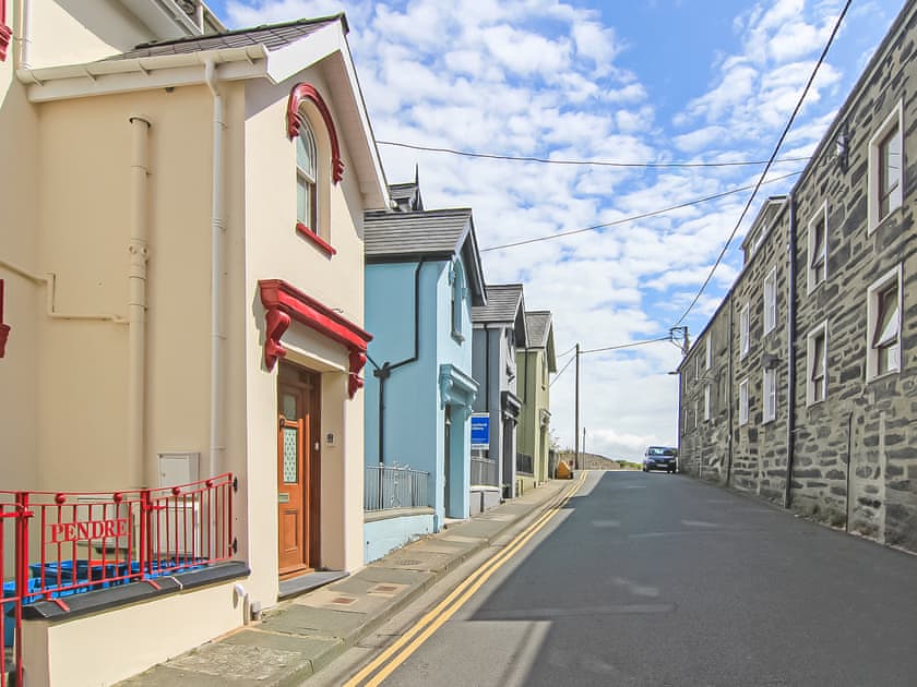 Exterior | Captain’s Rest, Porthmadog