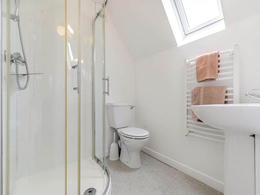 Bathroom | Primrose Cottage, Widemouth Bay, near Bude