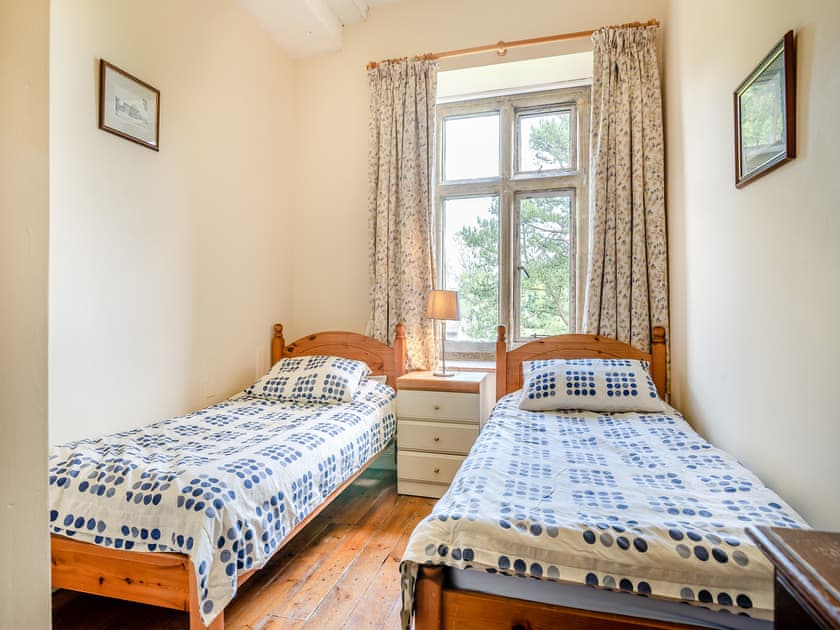 Twin bedroom | Hooke Court, Hooke, near Beaminster