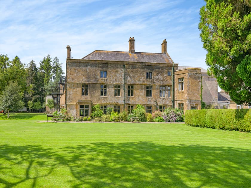 Garden and grounds | Hooke Court, Hooke, near Beaminster